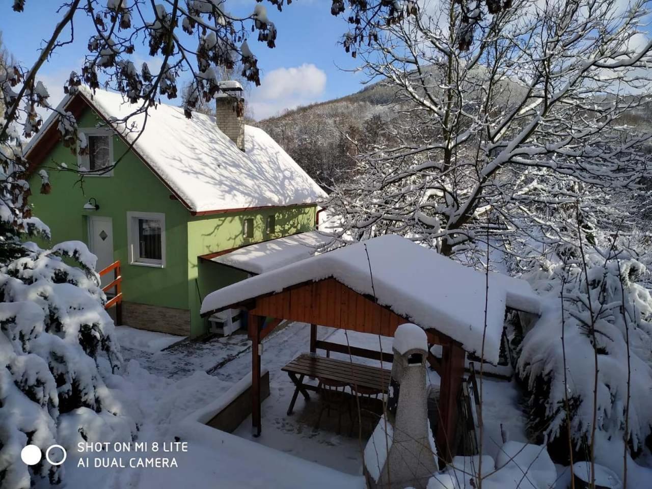 Chata Lazne Evzenie Klášterec nad Ohří Buitenkant foto