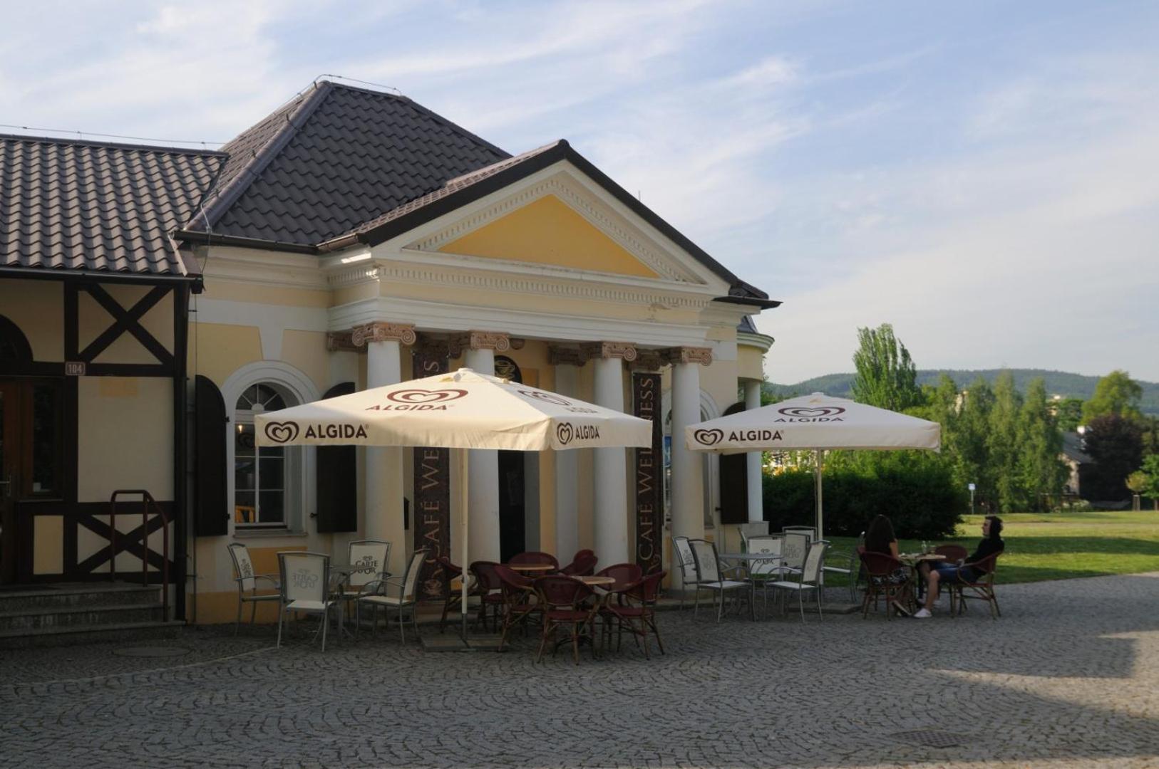 Chata Lazne Evzenie Klášterec nad Ohří Buitenkant foto