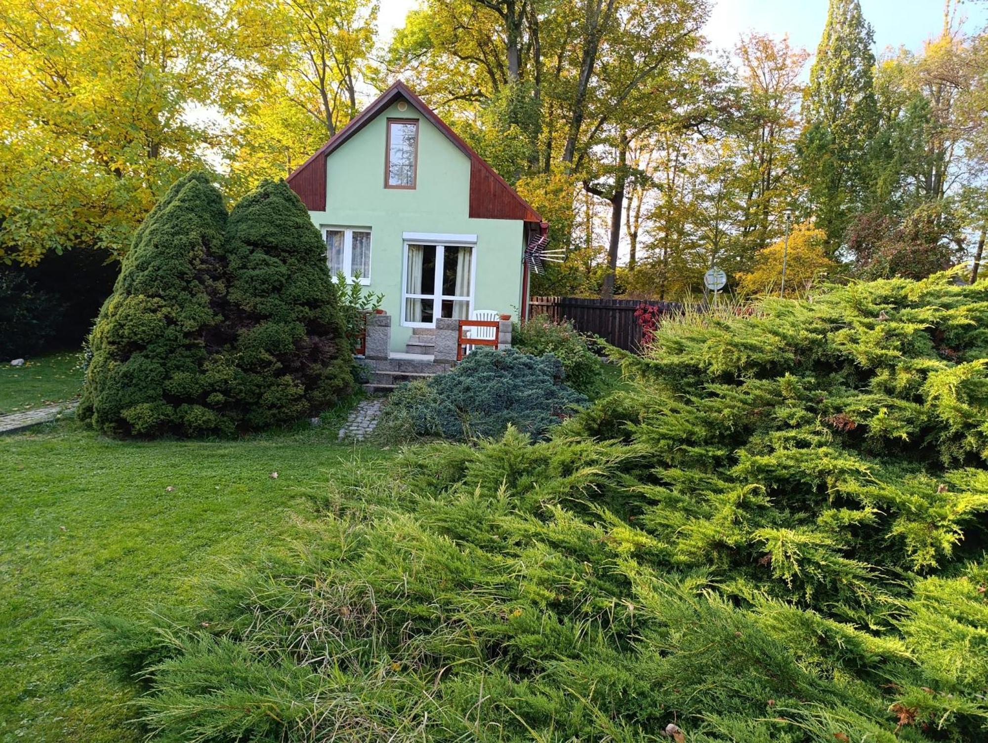 Chata Lazne Evzenie Klášterec nad Ohří Buitenkant foto