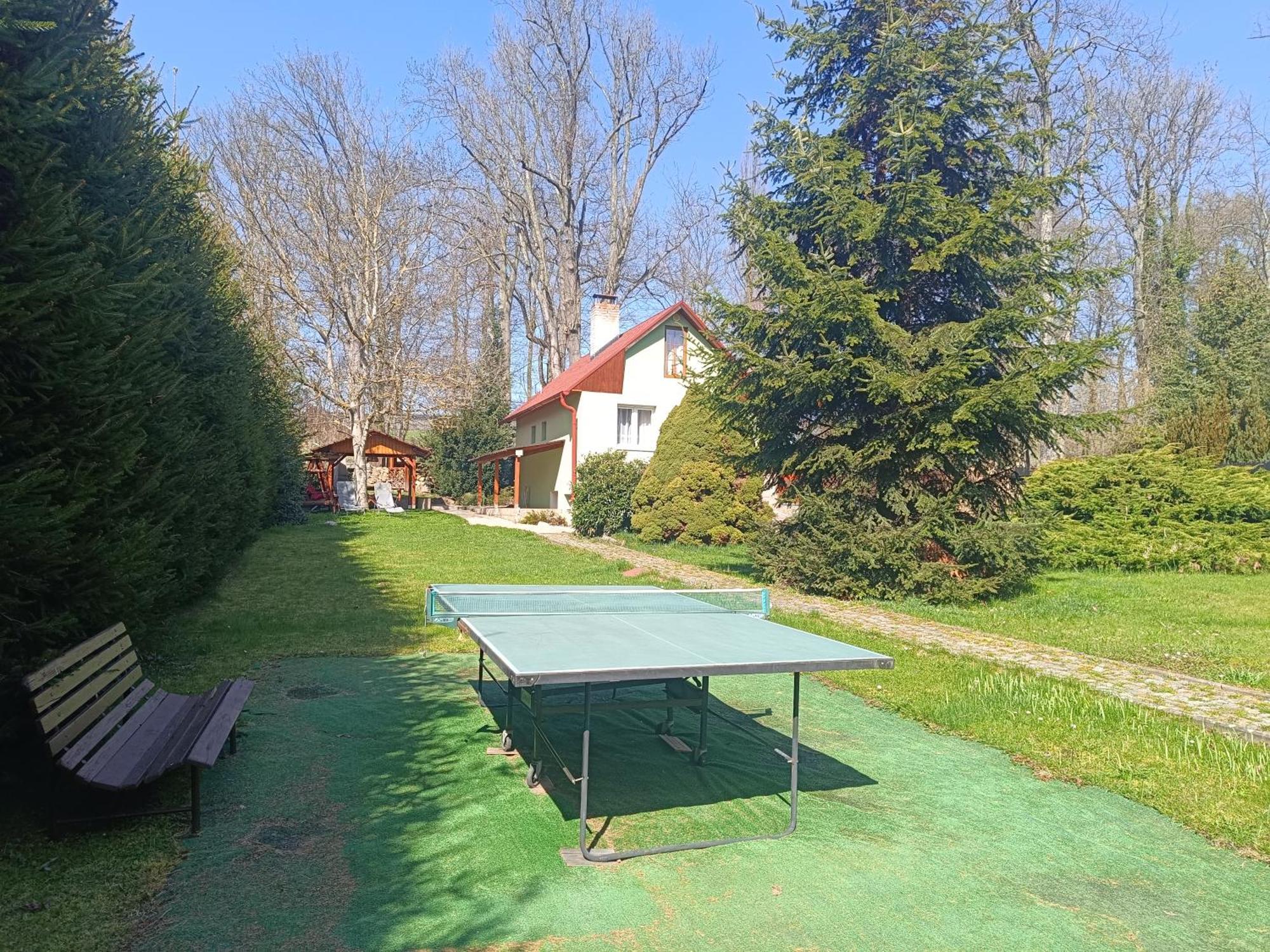 Chata Lazne Evzenie Klášterec nad Ohří Buitenkant foto